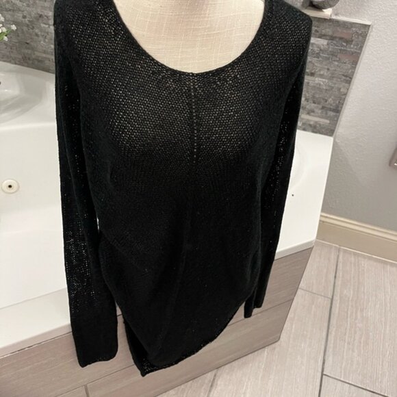 G By Guess Women’s Large Black Mesh Knit Top large - Picture 2 of 5